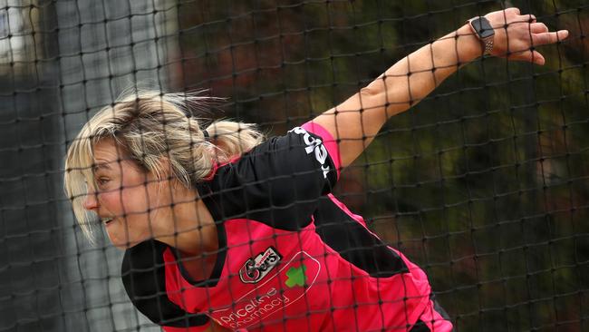 Ellyse Perry sends one down in the nets at Sydney Sixers training. Picture. Phil Hillyard