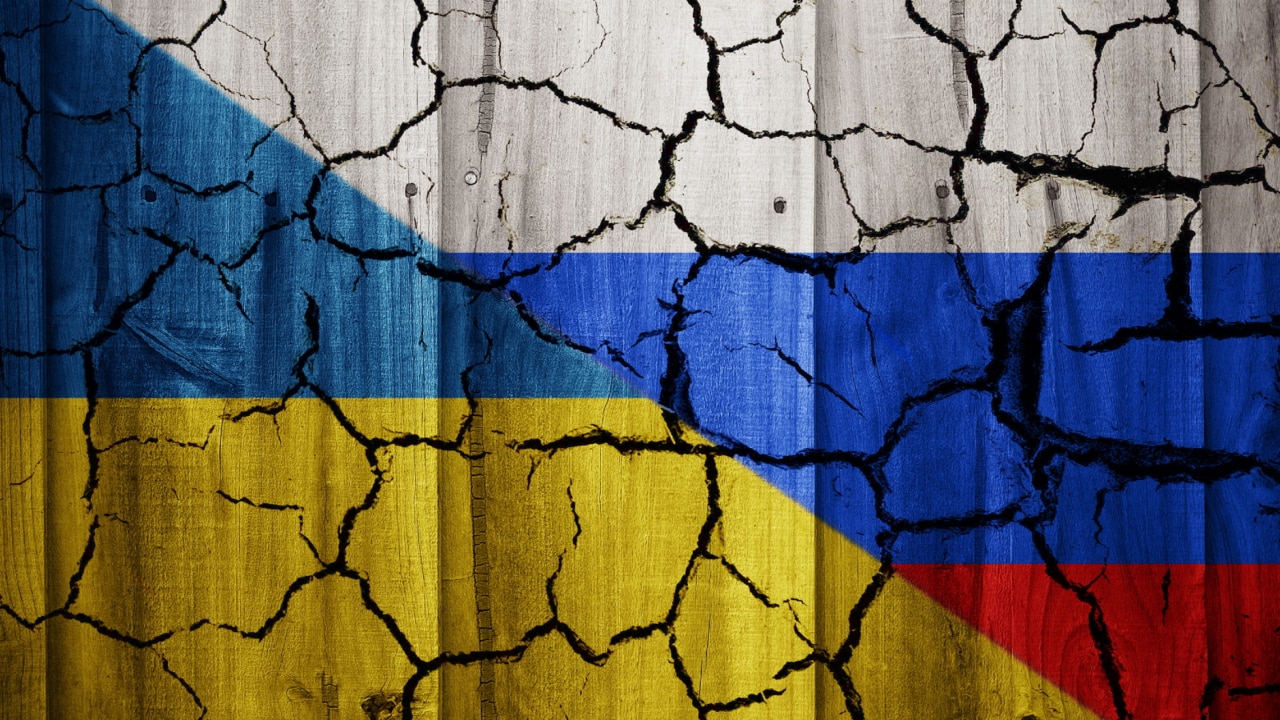 Conflict in Ukraine is 'strangling the entire world'