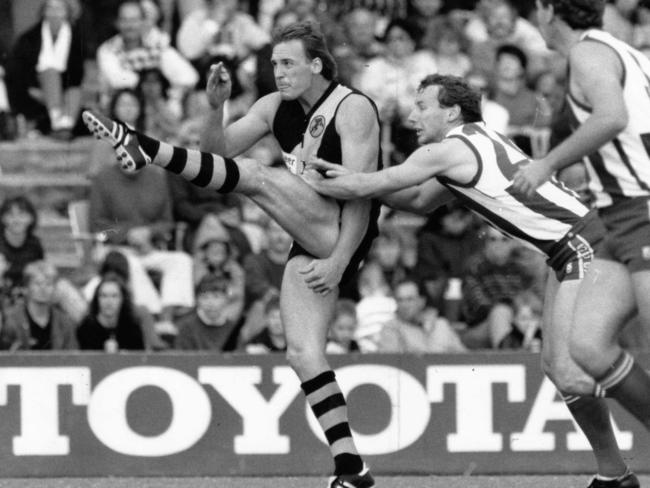 Clayton Lamb during the 1990 SANFL season with Glenelg. Picture: Ray Titus