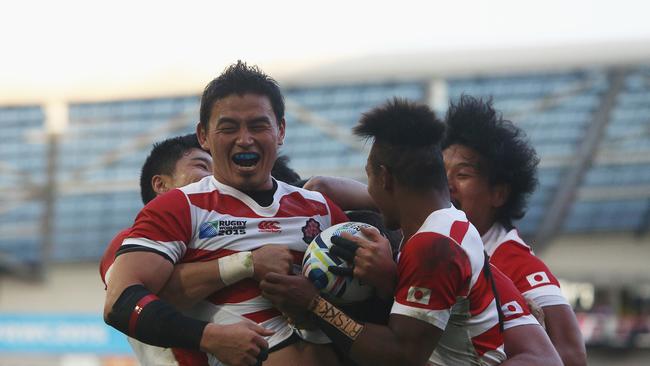 BRIGHTON, ENGLAND - SEPTEMBER 19: Ayumu Goromaru of Japan celebrates scoring the second try for Japan during the 2015 Rugby World Cup Pool B match between South Africa and Japan at the Brighton Community Stadium on September 19, 2015 in Brighton, United Kingdom. (Photo by Charlie Crowhurst/Getty Images)