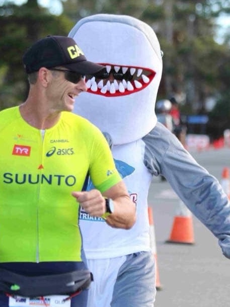 The club’s Sharkie mascot (Cam Callaghan) was also in the crowd.  Photo Sharks Tri Club