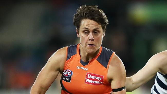 CANBERRA, AUSTRALIA - MARCH 15: Courtney Gum of the Giants is challenged by Denby Taylor of the Cats during the AFL round seven match between the Greater Western Sydney Giants and the Geelong Cats at on March 15, 2019 in Canberra, Australia. (Photo by Matt King/Getty Images)