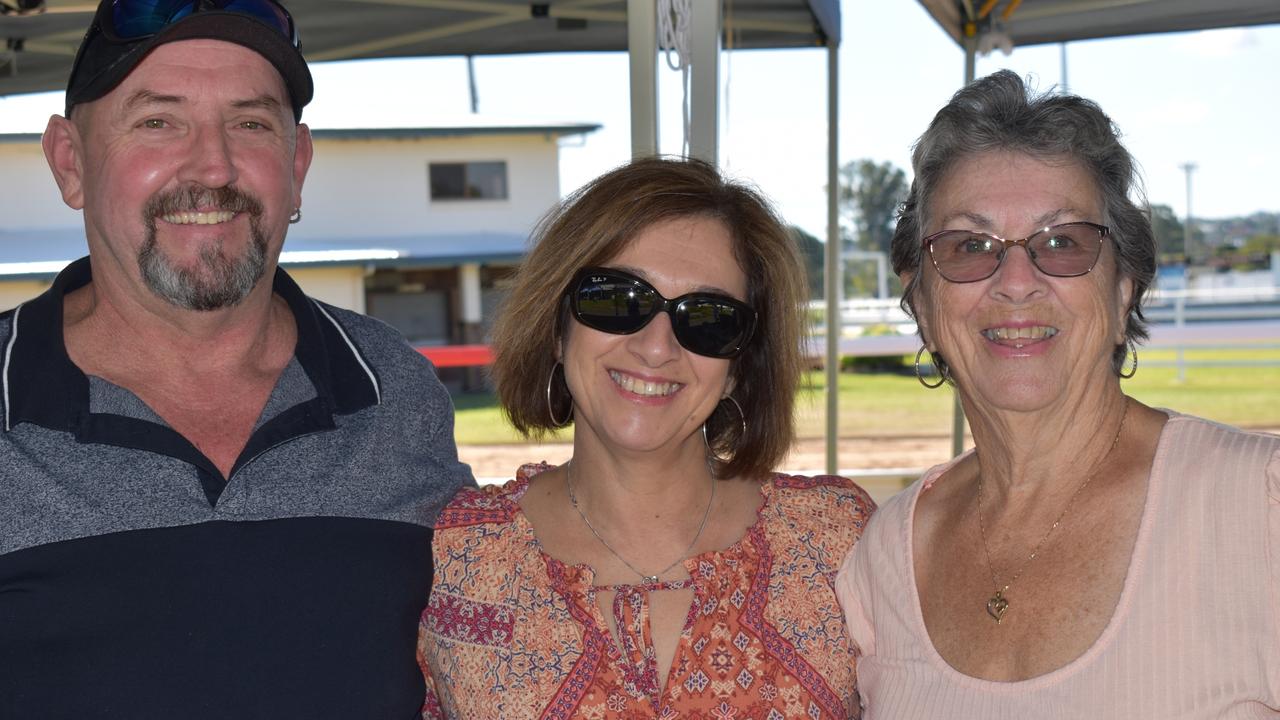 Graham Chaplain, Kath Chaplain and Aileen Taranow at the 2022 Gympie RSL Club Cup race day.