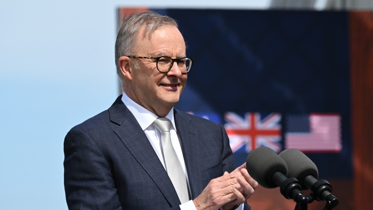 Anthony Albanese arrives in Washington for meeting with Joe Biden