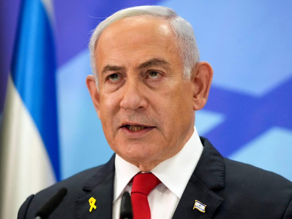 Netanyahu to face court as corruption trial begins