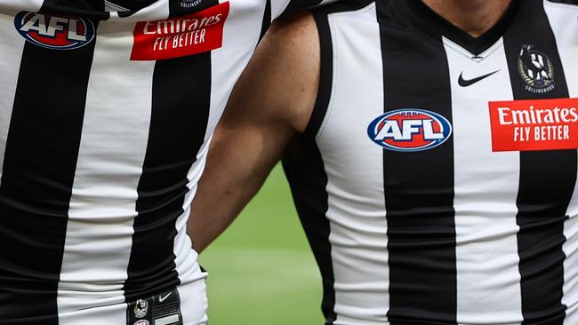 MELBOURNE, AUSTRALIA - JUNE 25: Darcy Moore of the Magpies addresses his players during the 2023 AFL Round 15 match between the Collingwood Magpies and the Adelaide Crows at the Melbourne Cricket Ground on June 25, 2023 in Melbourne, Australia. (Photo by Dylan Burns/AFL Photos via Getty Images)