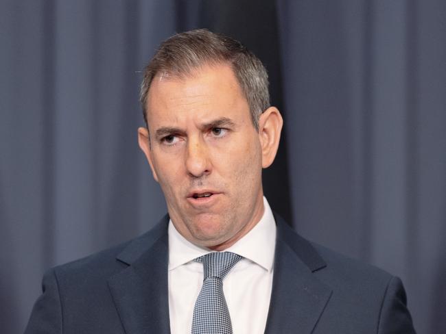 CANBERRA, AUSTRALIA, NewsWire Photos. DECEMBER 16, 2024: Australian federal treasurer Jim Chalmers holds a press conference in The Blue Room at Parliament House in Canberra. Picture: NewsWire / David Beach