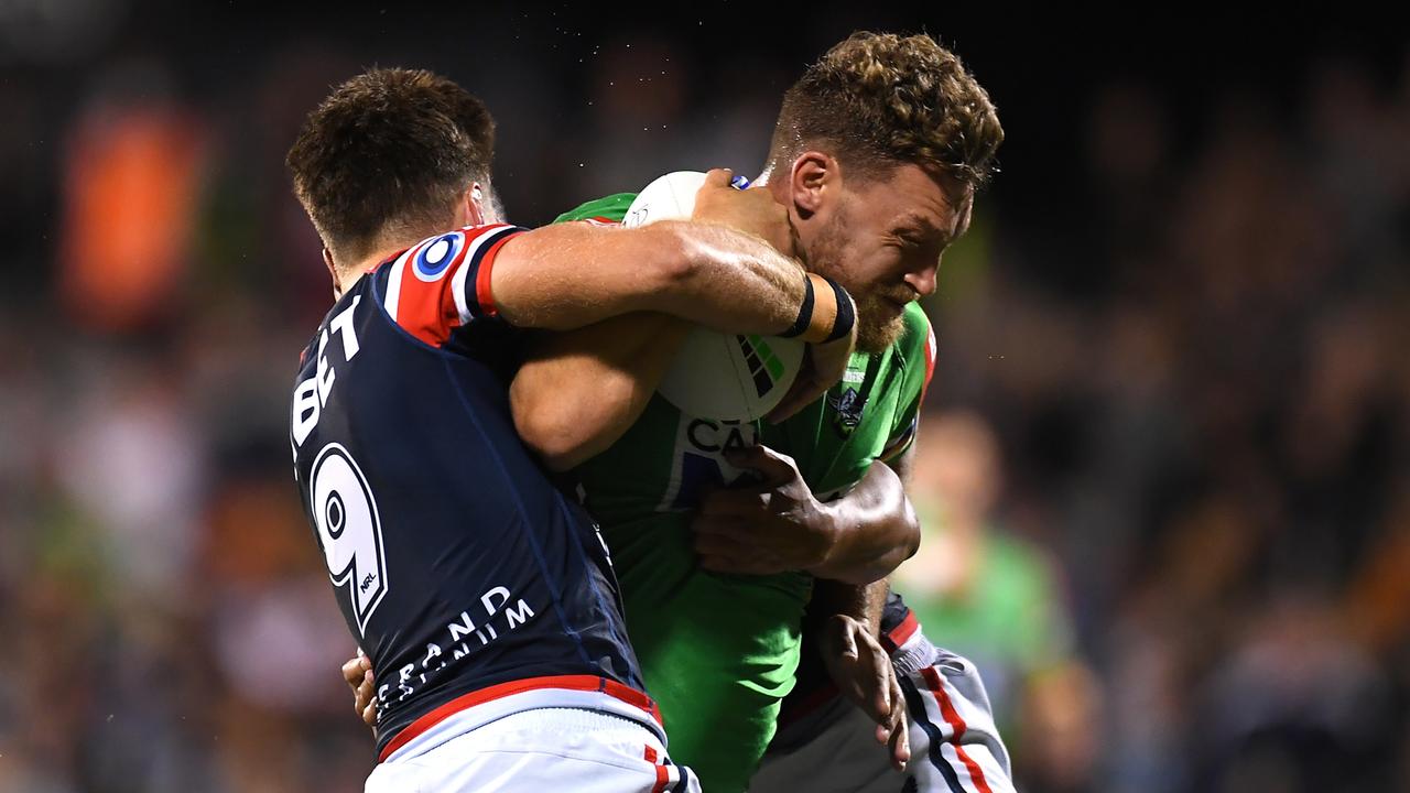 MACKAY, AUSTRALIA – SEPTEMBER 02: Elliott Whitehead of the Raiders is tackled before scoring a try during the round 25 NRL match between the Canberra Raiders and the Sydney Roosters at BB Print Stadium, on September 02, 2021, in Mackay, Australia. (Photo by Albert Perez/Getty Images)