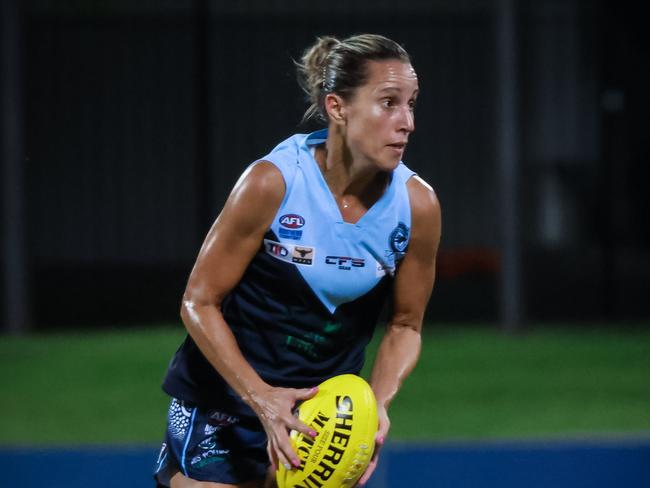 Kylie Duggan has starred on both the basketball court and the footy field in 2022. Picture: Celina Whan / AFLNT Media