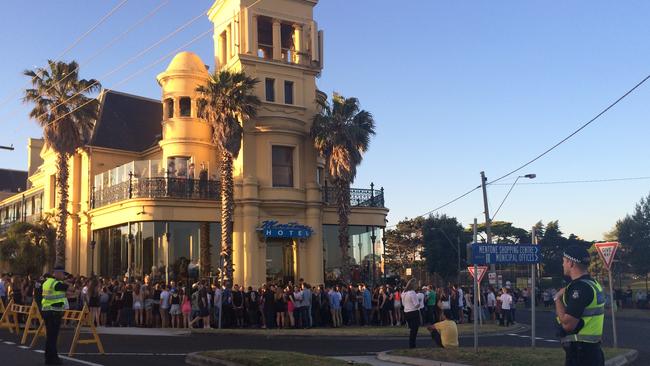 Crowds gathered at the Mentone Hotel, known as The Edgy, for its last Wednesday open to the public. Picture: Sharon Green.