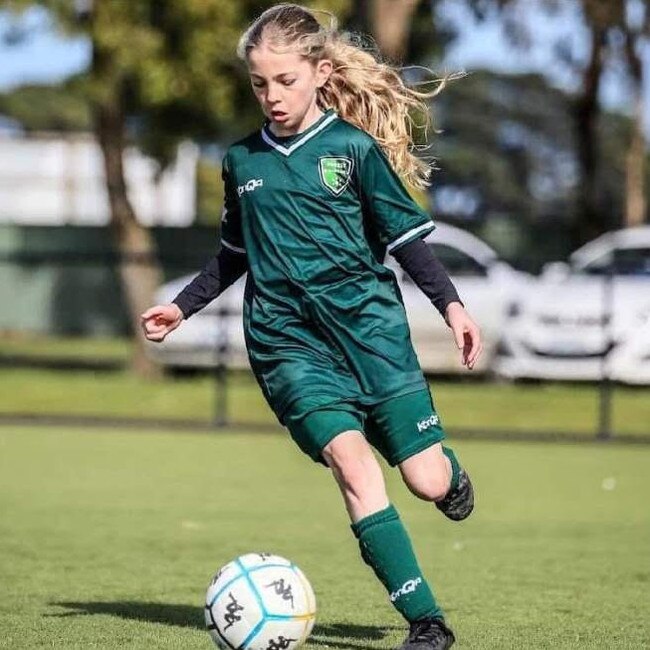 Elizabeth Boyd playing for Forest Rangers.