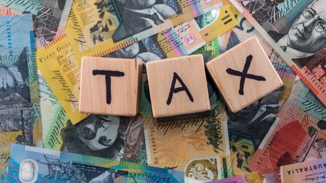 Tax expert warns Australians it’s ‘worth waiting’ before lodging tax ...