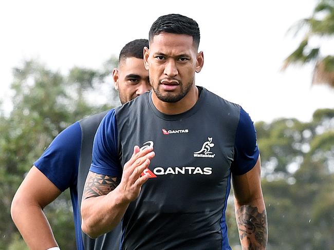 Israel Folau is seen during the Australian Wallabies training session at Sanctuary Cove on the Gold Coast, Monday, September 3, 2018. The Wallabies will play a Rugby Championship Test against South Africa in Brisbane on Saturday. (AAP Image/Dave Hunt) NO ARCHIVING