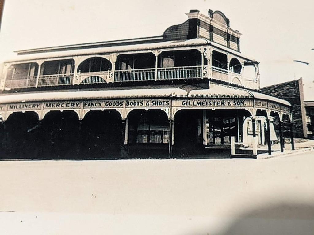 The historical Nanango building known as Nobby's Corner on the corner of Drayton and Henry street in the early 1900s.