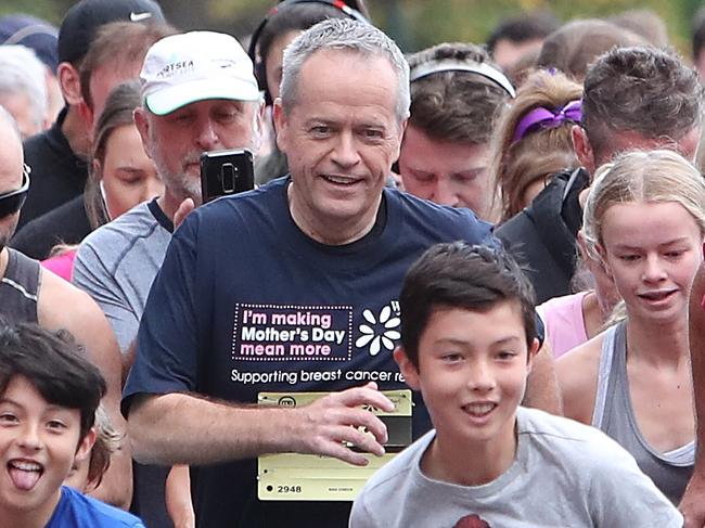 NEWS2019ELECTION 12/5/2019. DAY 32Opposition Leader Bill Shorten taking part in the Mother's Day Classic in Melbourne. Picture: Kym Smith