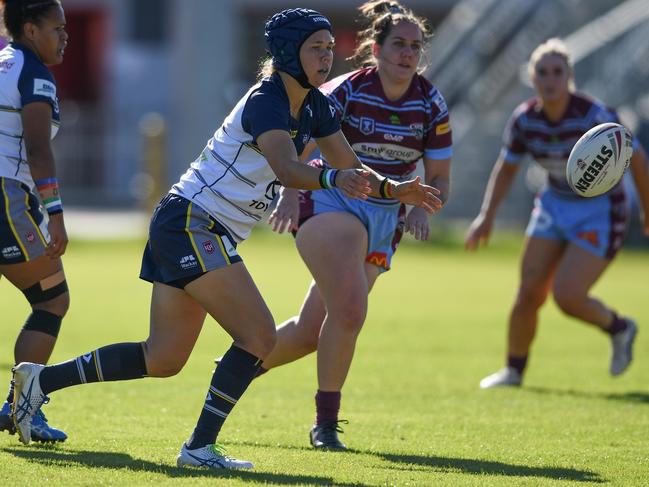 Gold Stars halfback Tahlulah Tillett in possession during the QRLW grand final. Picture: Vanessa Hafner / QRL