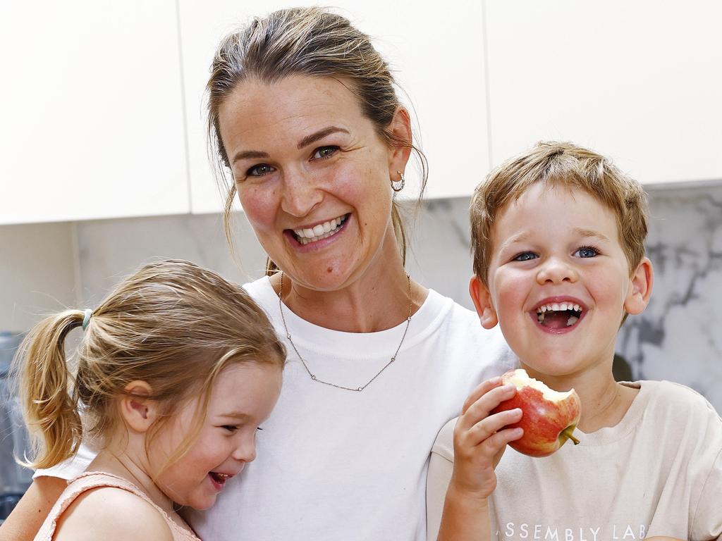 WEEKEND TELEGRAPHS - 31.1.24MUST CHECK WITH PIC EDITOR BEFORE PUBLISHING - Kelly Ryan with kids Hugo, 5yrs old and Matilda, 2yrs old, eating healthy food at their home in Coogee today. Picture: Sam Ruttyn