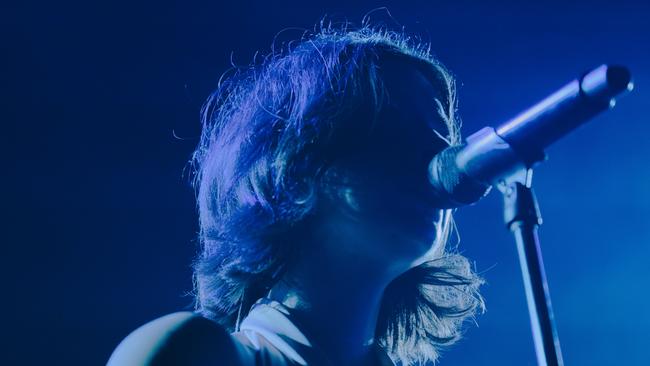 Gracie Abrams performs at The Fortitude Music Hall. Picture: @laurentepfer