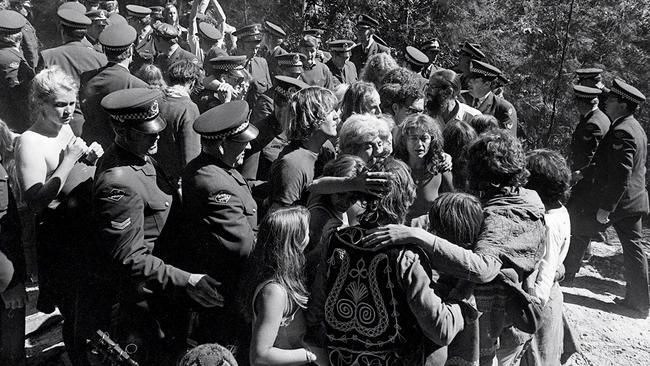 Police clash with Terania Creek protesters in 1979.