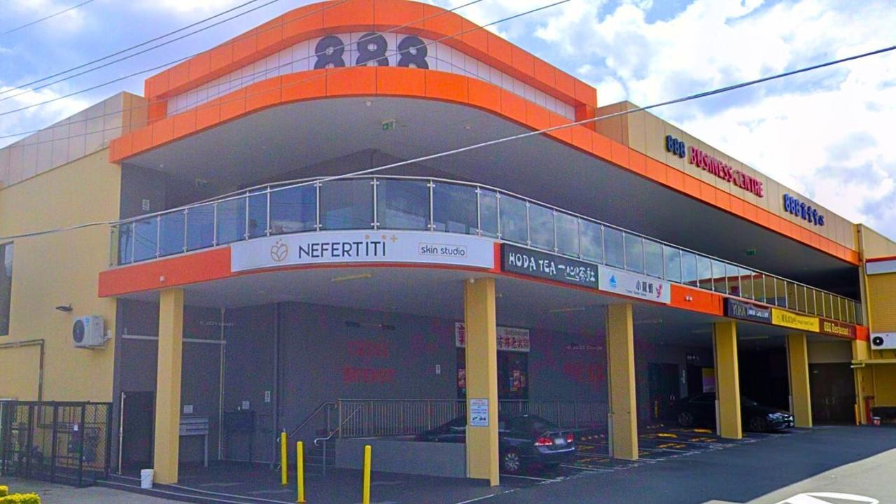 Cosmetic nurse admits to using fake names to dodge fines