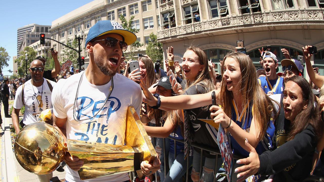 Nobody had a better time at the Warriors' parade than Klay