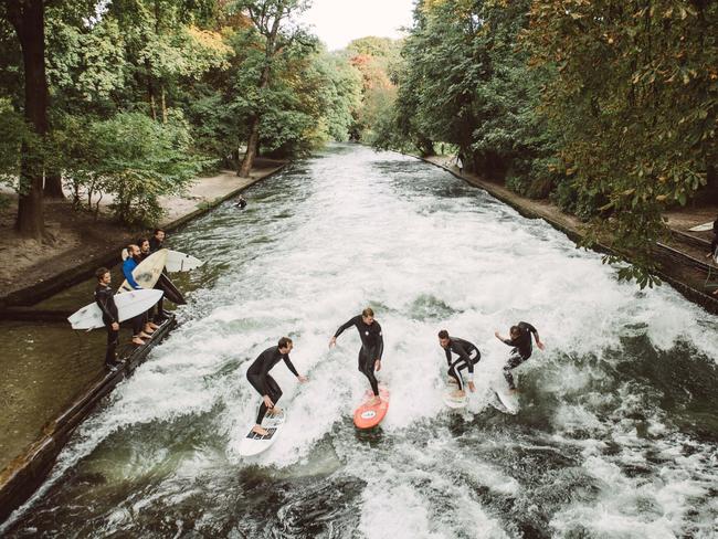 Mick Fanning is seen surfing the Eisbach, a man-made river that generates a permanent wave in the English Gardens in Munich, Germany on September 29, 2017. // Cory Wilson/Red Bull Content Pool // P-20171005-01700 // Usage for editorial use only // Please go to www.redbullcontentpool.com for further information. //