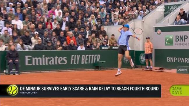 De Minaur through to final 16 at French Open!