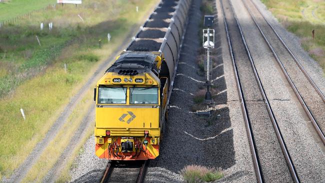 A loaded coal train. (AAP Image/Dan Himbrechts) 