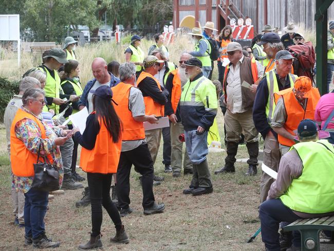 Ground Crew members preparing to launch into Saturday’s community search for Samantha Murphy. Picture: NCA NewsWire / David Crosling