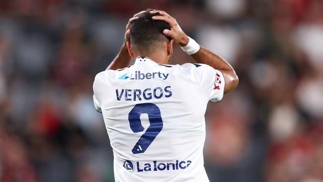 Nikolaos Vergos sums up the feeling of Melbourne Victory after the final siren. The side lost 4-2 after leading by two goals. Photo by Mark Kolbe Photography/Getty Images