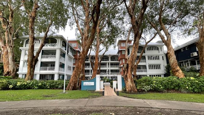 Police were called to a unit block about 10.50pm on Tuesday, January 9, 2024. A younger woman has been taken into police custody. Picture: Isaac McCarthy