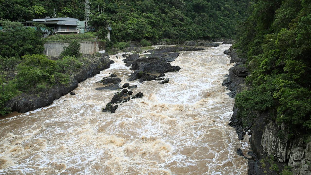 Cairns weather: BOM issues flood warning for Murray, Tully ...