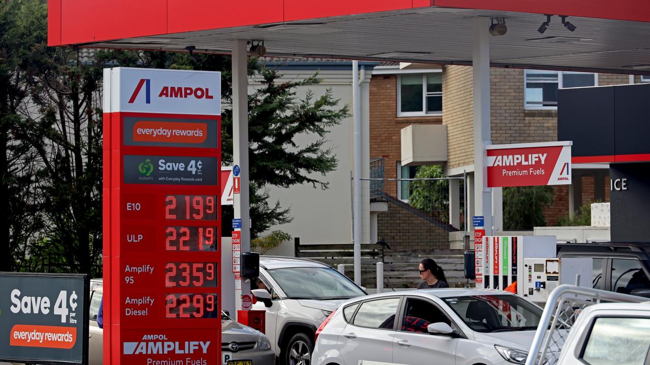 High fuel prices are seen in Sydney's South Coogee as the impact of Russia’s invasion of Ukraine is felt across energy markets and the world economy. Picture: Nicholas Eagar/NCA NewsWire