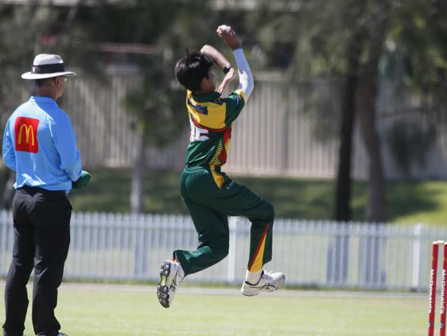 Abdullah Sheraz takes off for Campbelltown Camden. Picture Warren Gannon Photography