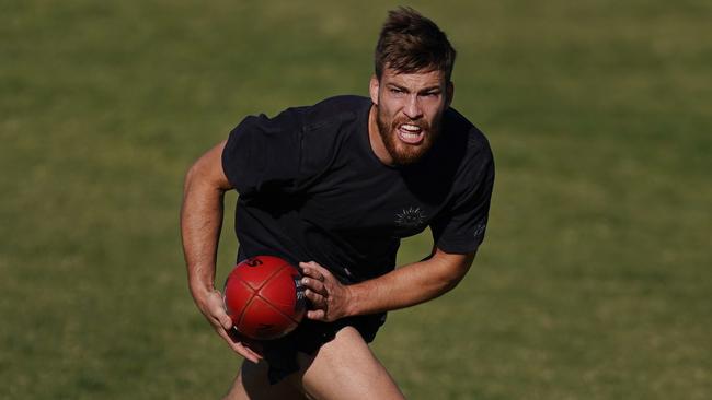 Jack Viney of the Demons trains in Elsternwick, Friday, May 8, 2020. The AFL has been postponed because of the coronavirus pandemic. (AAP Image/Michael Dodge) NO ARCHIVING