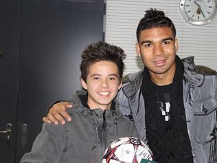 Villareal with Casemiro.