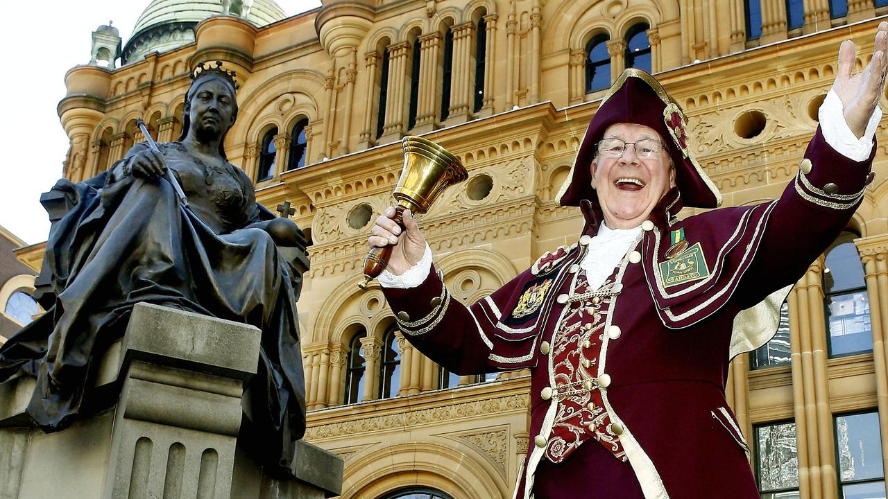 The Queen Victoria statue, with Sydney Town crier Bill Wallace, didn’t appear until 1998. Picture: John Appleyard