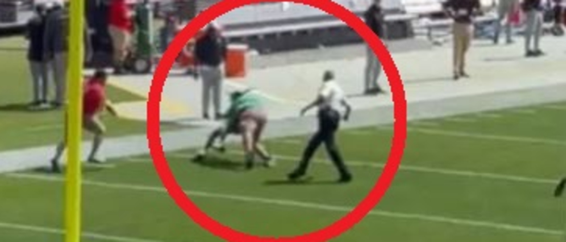 Boy tackled by security while streaking at Buccaneers-Falcons game