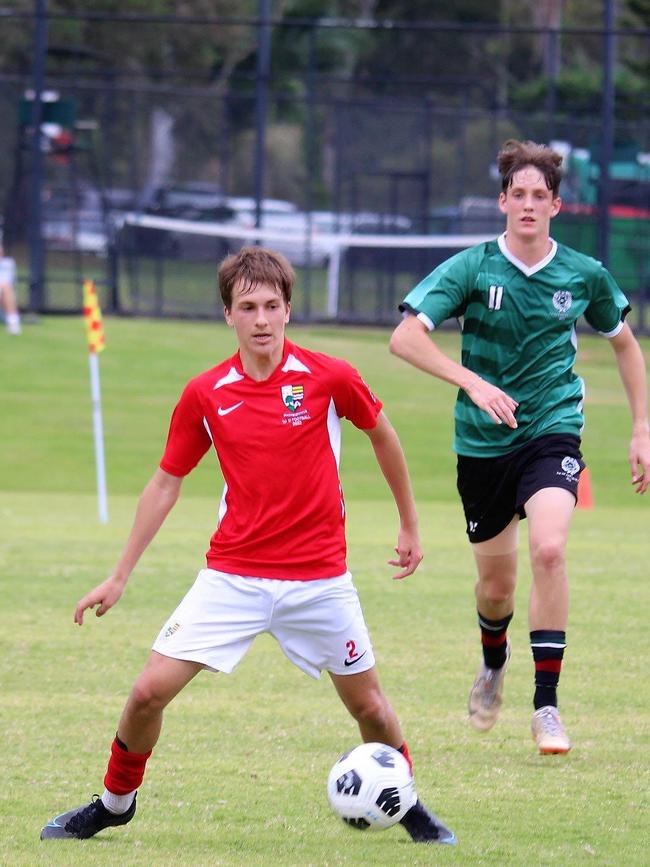 Ipswich Grammar School in action in the First XI football.