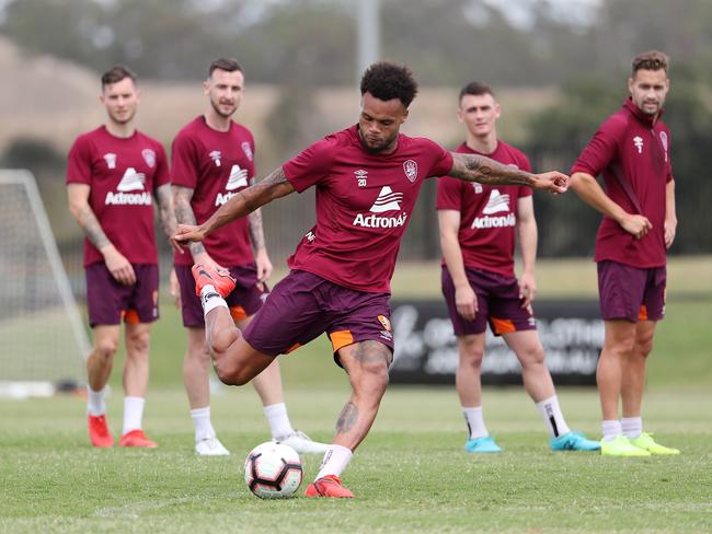 Aaron Amadi-Holloway on the ball during a Brisbane Roar training session at Heritage Park. Picture: Peter Wallis