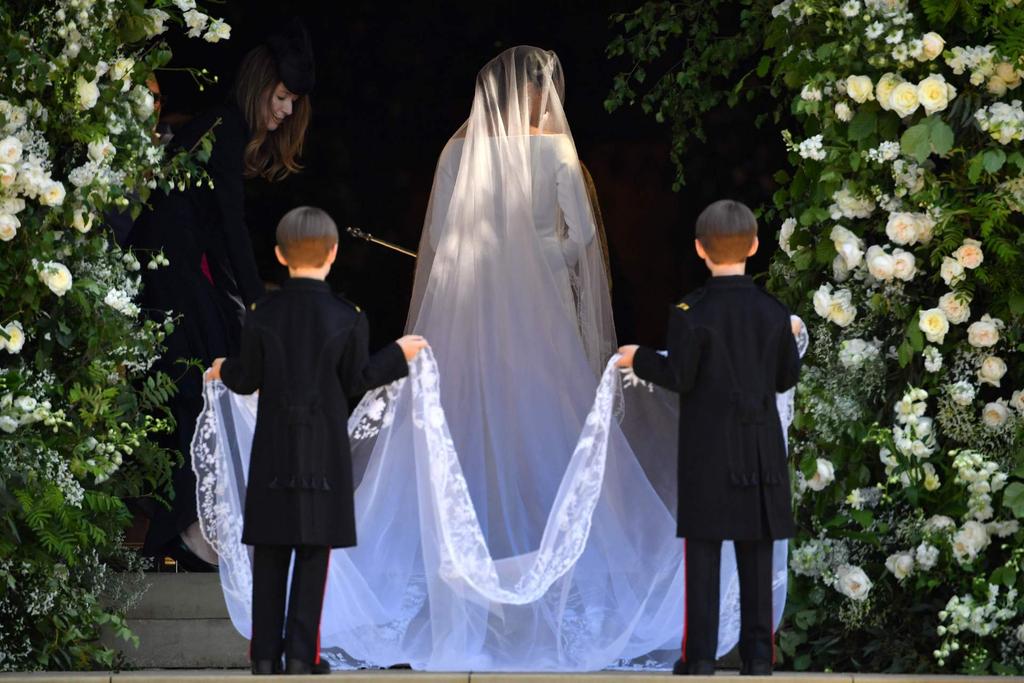 Meghan Markle s Givenchy by Clare Waight Keller wedding dress from every angle Vogue Australia