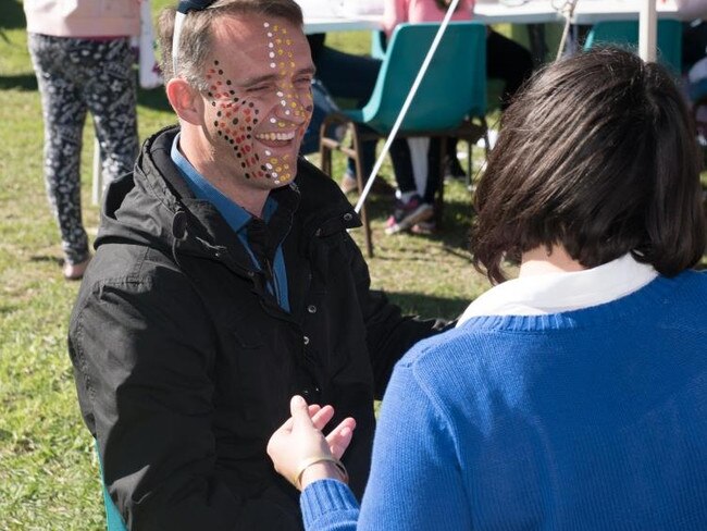 ALP candidate for Forde Des Hardman is a radiographer at Logan Hospital. 