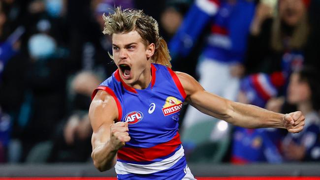 ADELAIDE, AUSTRALIA – SEPTEMBER 11: Bailey Smith of the Bulldogs celebrates a goal during the 2021 AFL Second Preliminary Final match between the Port Adelaide Power and the Western Bulldogs at Adelaide Oval on September 11, 2021 in Adelaide, Australia. (Photo by Michael Willson/AFL Photos via Getty Images)