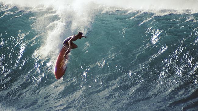 Gerry Lopez drop drum surfing in 1972. Picture: Jeff Divine