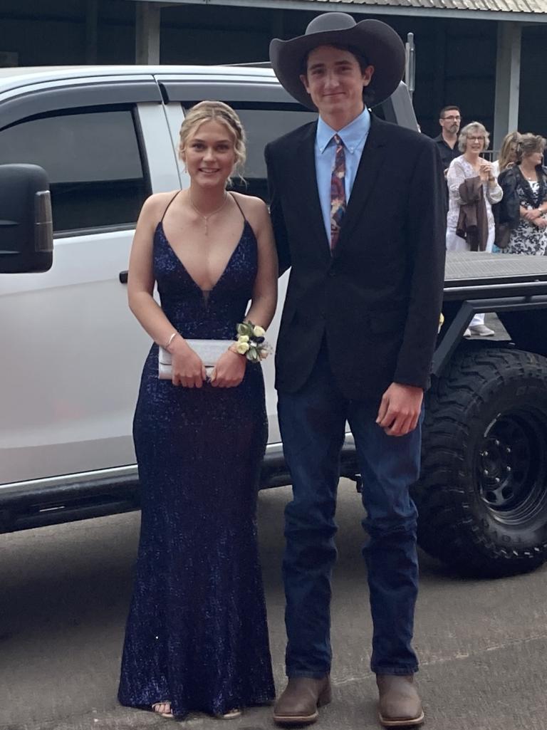 Victory College Formal 2022 – Chloe Pike and Jacob Litfin