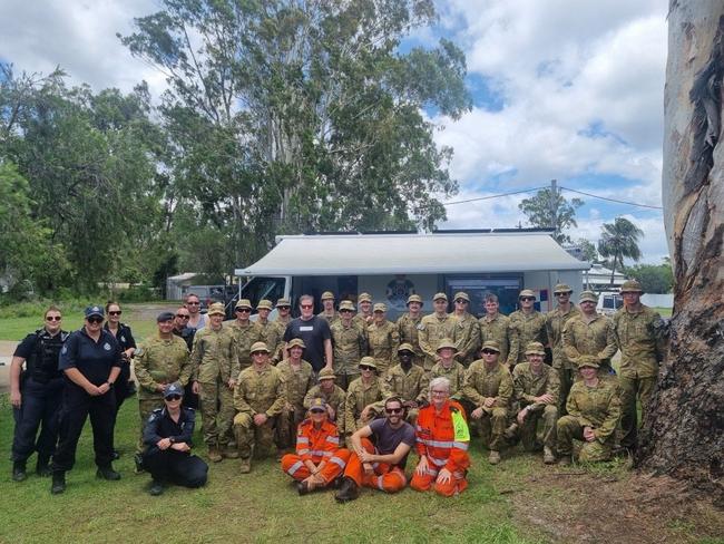 Volunteers were supported by 30 SES personnel, 10 search and rescue trained QPS personnel, and 30 Australian military soldiers from Enoggera Barracks in Brisbane.