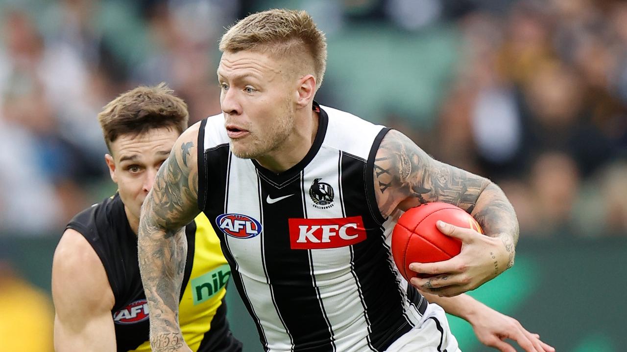 MELBOURNE, AUSTRALIA - MAY 07: Jordan De Goey of the Magpies in action during the 2022 AFL Round 08 match between the Richmond Tigers and the Collingwood Magpies at the Melbourne Cricket Ground on May 07, 2022 in Melbourne, Australia. (Photo by Michael Willson/AFL Photos via Getty Images)