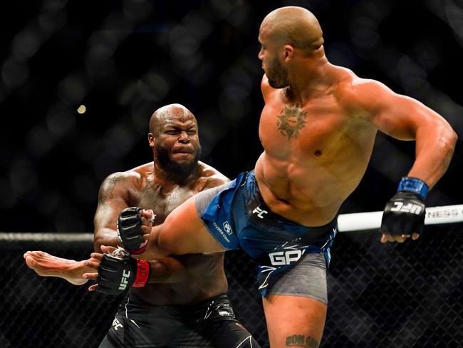 Ciryl Gane (right) was way too good for Derrick Lewis. Photo: Alex Bierens de Haan/Getty Images /AFP