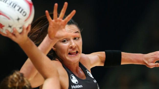 Super Netball, Magpies v Giants at Hisense Arena , 4th March, Melbourne Australia. Magpies Sharni Layton try's to stop Giants Susan Pettitt. Picture : George Salpigtidis