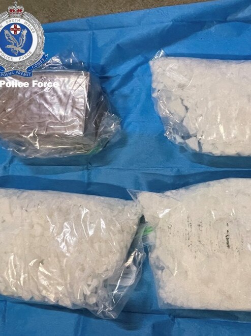 Police seized 2.5kg of meth and 0.816kg of heroin.